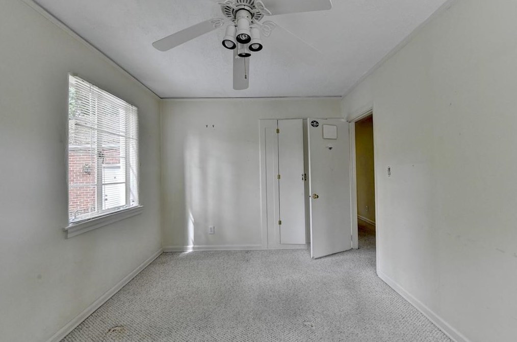 1399 Clairmont Rd, Decatur GA  30033-5311 exterior