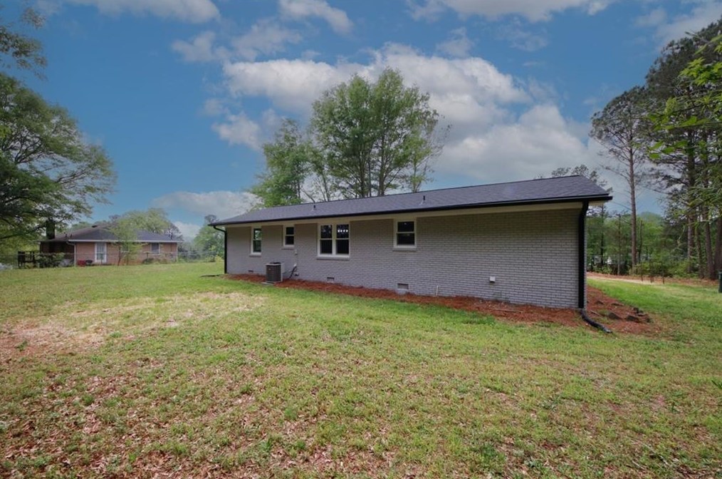 198 Wright St, Winder GA  30680-2428 exterior