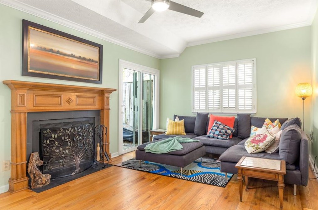 115 Woodbury Pl, Decatur GA  30030-2966 exterior