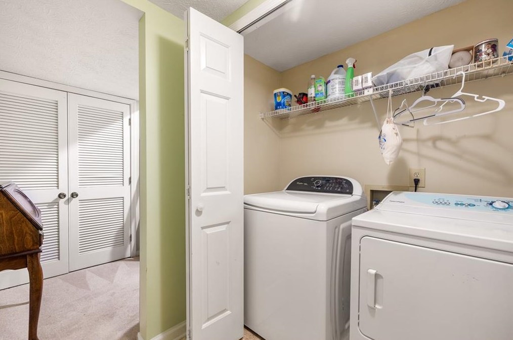 115 Woodbury Pl, Decatur GA  30030-2966 exterior