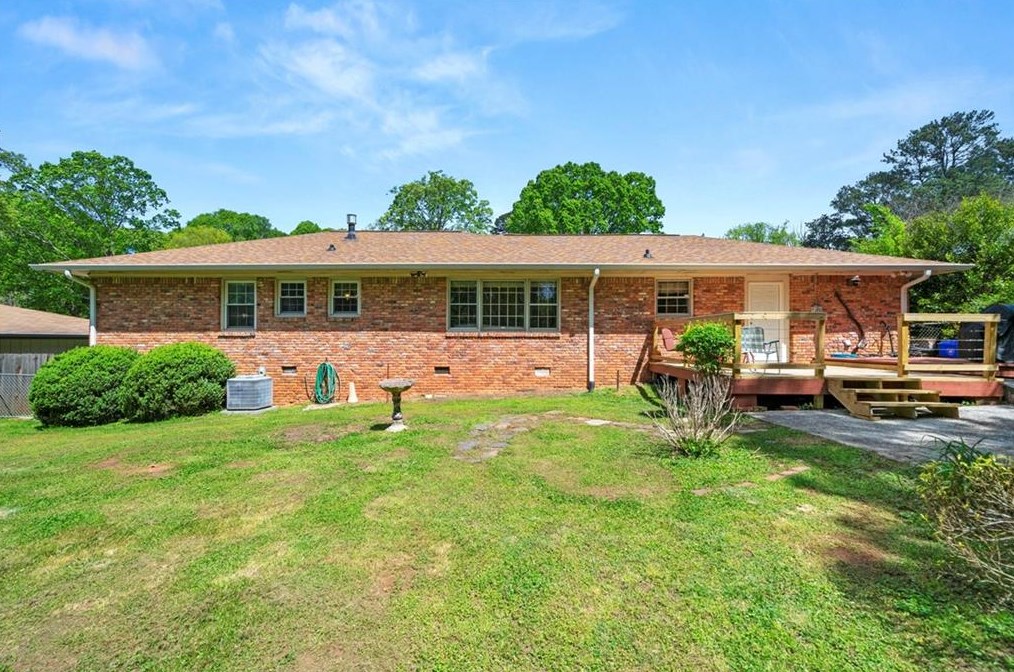 3831 Danbury Ln, Decatur GA  30032-1434 exterior