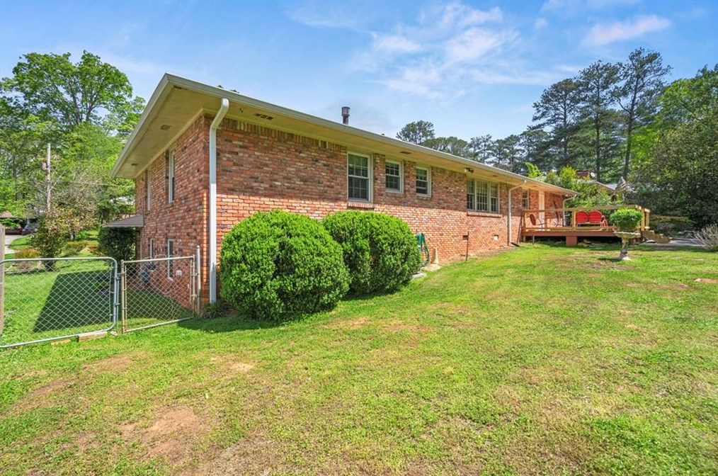 3831 Danbury Ln, Decatur GA  30032-1434 exterior