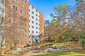 2965 Pharr Rd, Atlanta GA  30305 exterior
