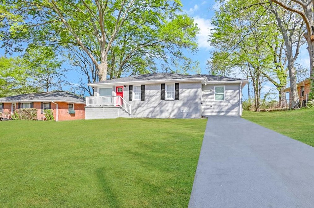 2052 Flat Shoals Ter, Decatur GA  30034-1042 exterior