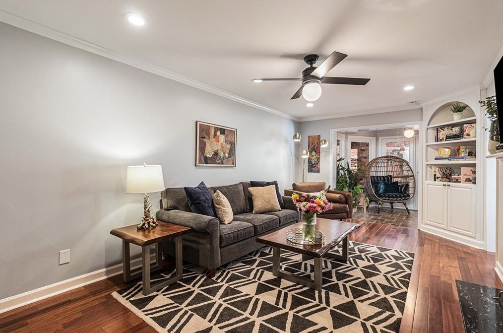 2380 Leafgate Rd, Decatur GA  30033-2021 exterior