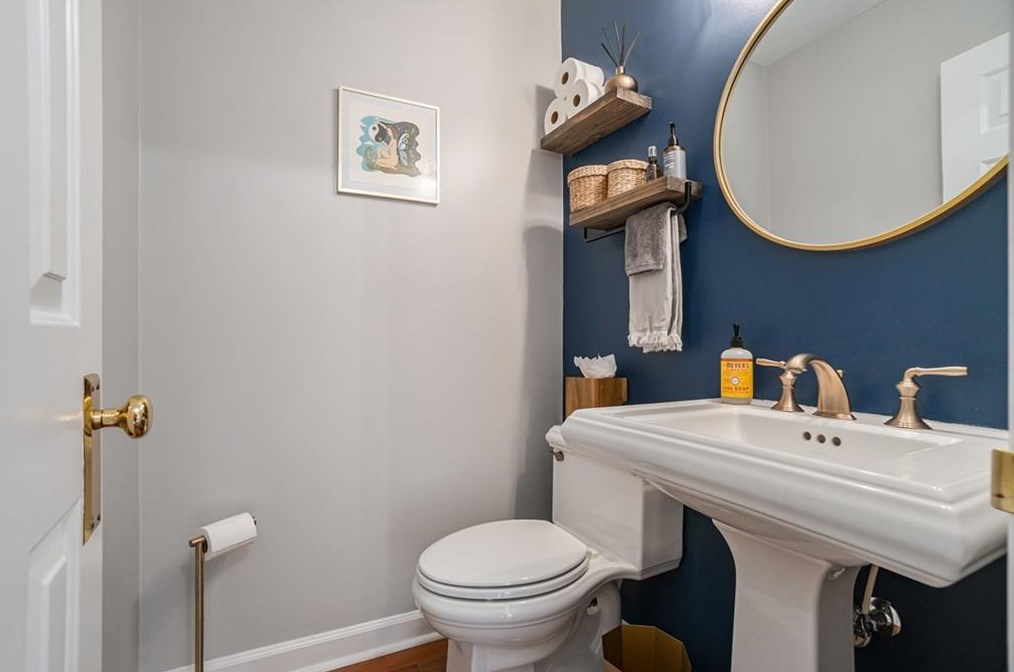 2380 Leafgate Rd, Decatur GA  30033-2021 exterior