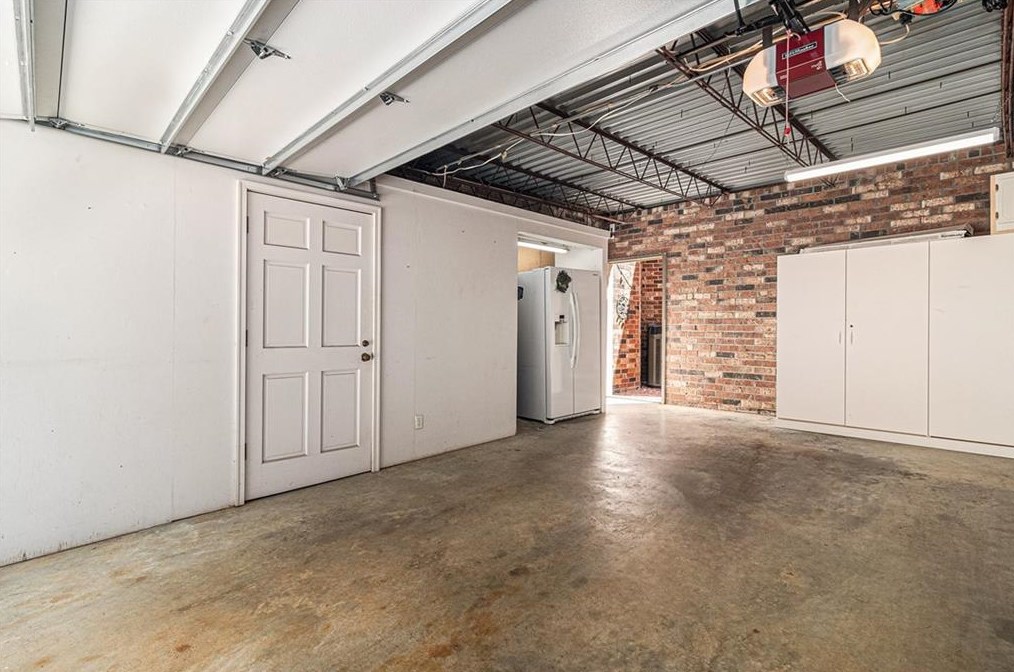 2380 Leafgate Rd, Decatur GA  30033-2021 exterior