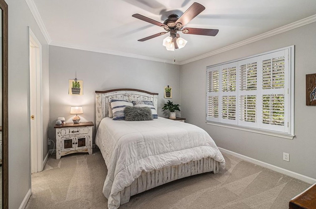 2380 Leafgate Rd, Decatur GA  30033-2021 exterior