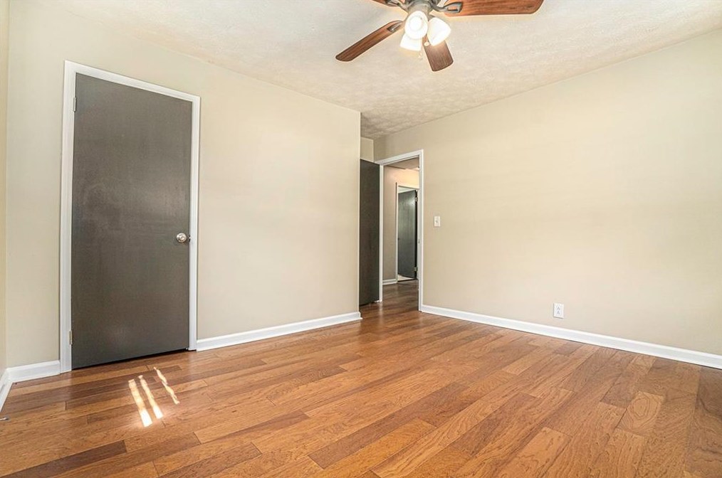 5645 Forest Dr, Acworth GA  30102-5737 exterior