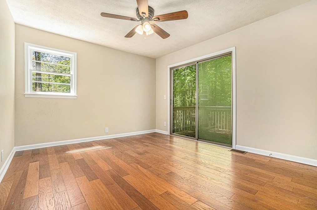 5645 Forest Dr, Acworth GA  30102-5737 exterior
