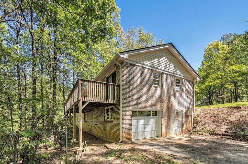 5645 Forest Dr, Acworth GA  30102-5737 exterior