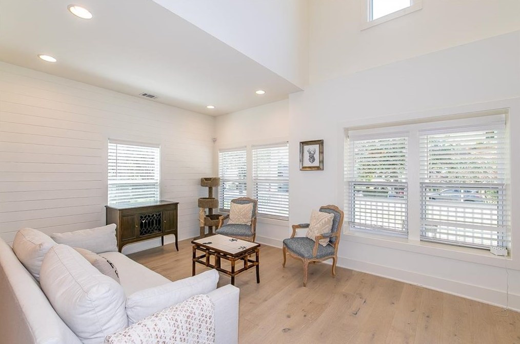 544 Ashburton Ave, Decatur GA  30032-4068 exterior