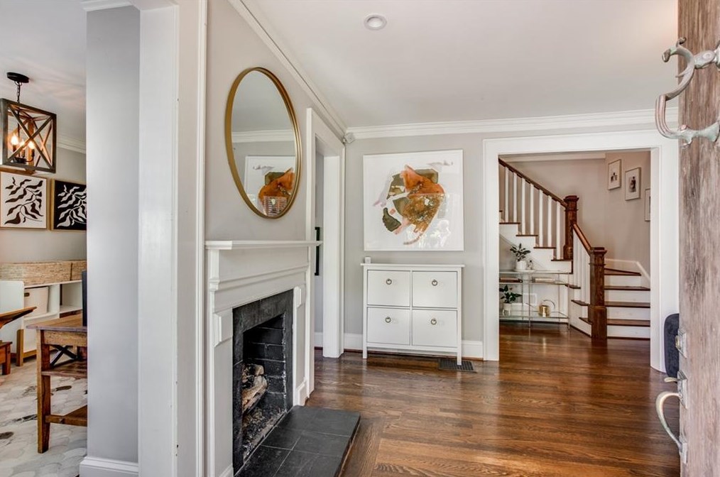 325 Montgomery St, Decatur GA  30030-2425 exterior