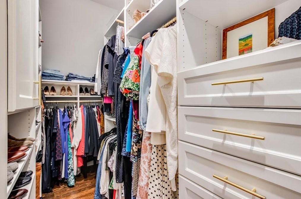 325 Montgomery St, Decatur GA  30030-2425 exterior