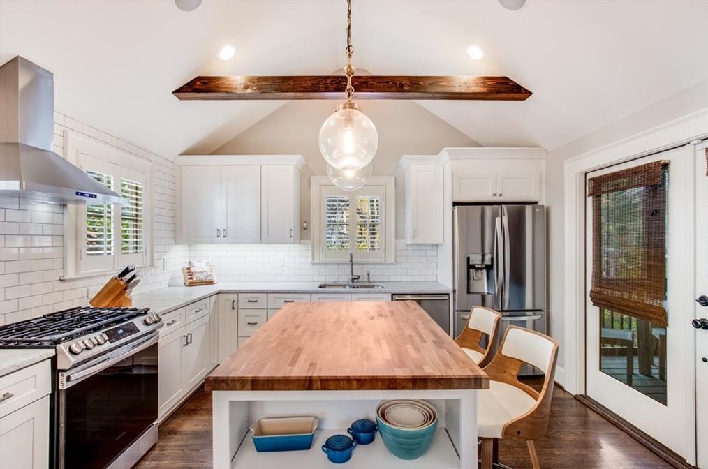 325 Montgomery St, Decatur GA  30030-2425 exterior