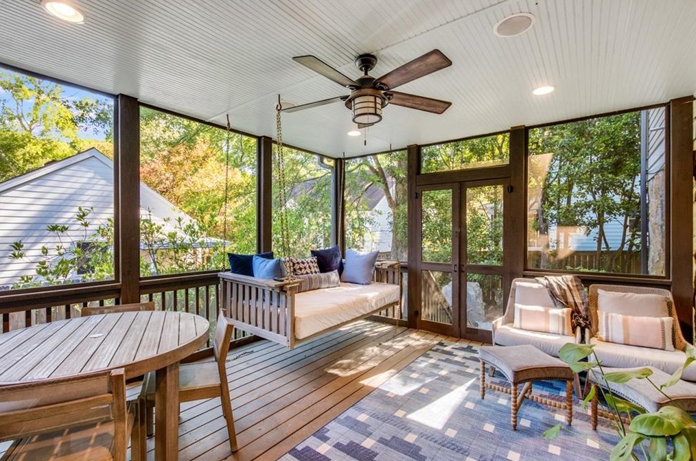 325 Montgomery St, Decatur GA  30030-2425 exterior