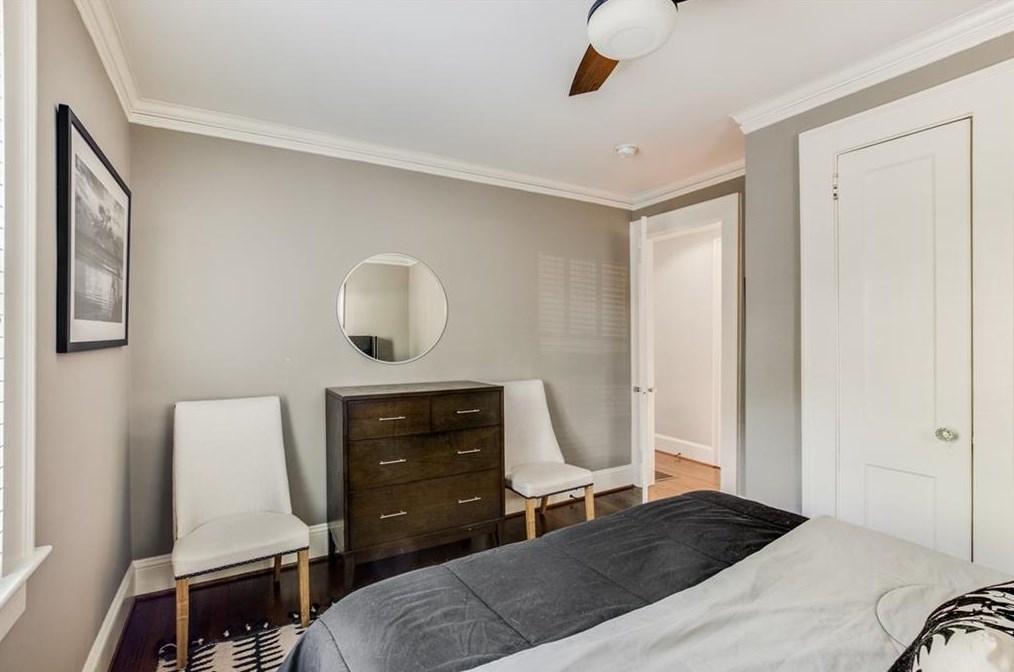 325 Montgomery St, Decatur GA  30030-2425 exterior