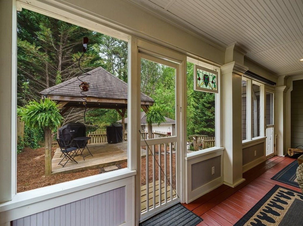 1626 Frazier Rd, Decatur GA  30033-1807 exterior