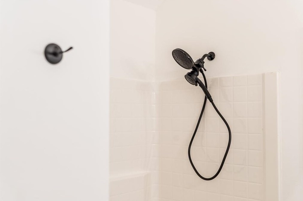 4909 Truitt Ln, Decatur GA  30035-4325 exterior