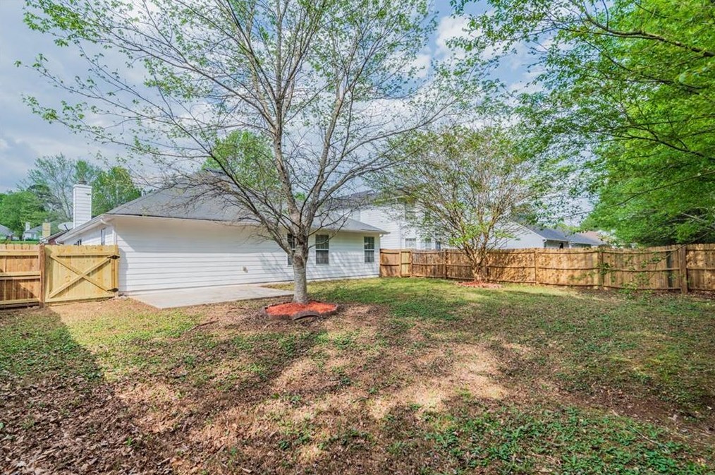 4909 Truitt Ln, Decatur GA  30035-4325 exterior