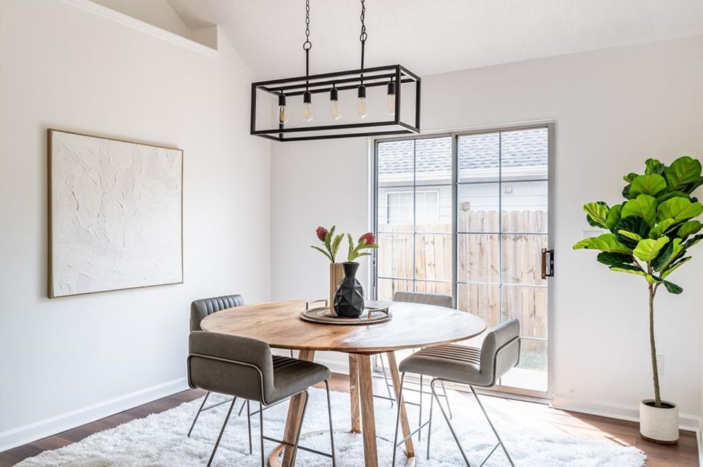 4909 Truitt Ln, Decatur GA  30035-4325 exterior