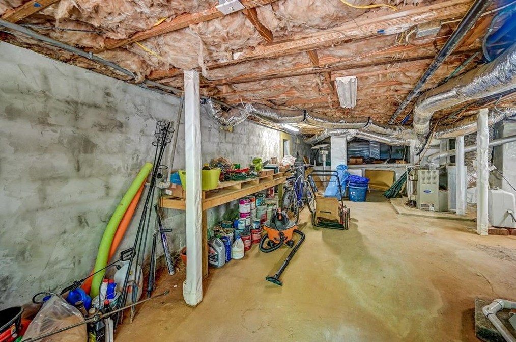 2328 Desmond Dr, Decatur GA  30033-4744 exterior