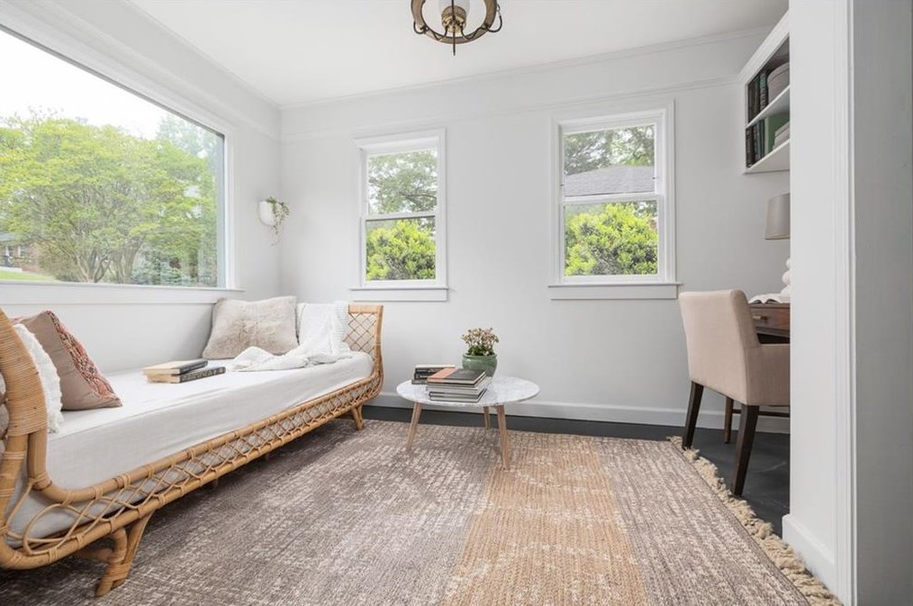 228 Westchester Dr, Decatur GA  30030-1101 exterior