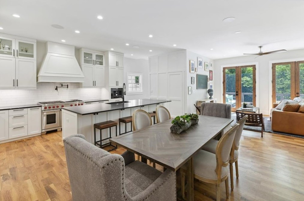 5 Roanoke Ave, Atlanta GA  30305-4345 exterior