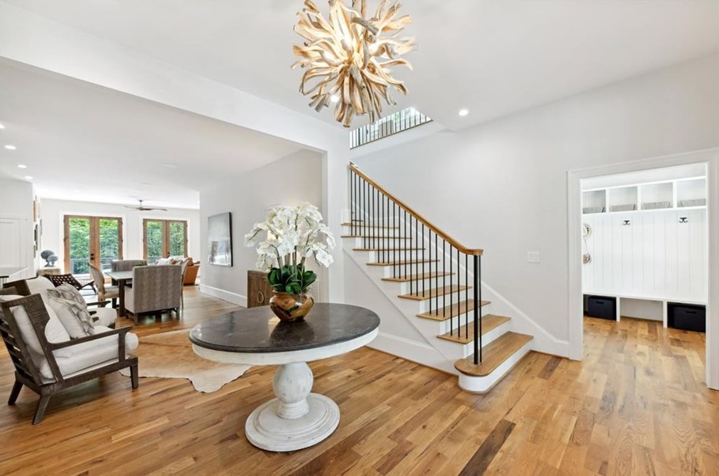 5 Roanoke Ave, Atlanta GA  30305-4345 exterior