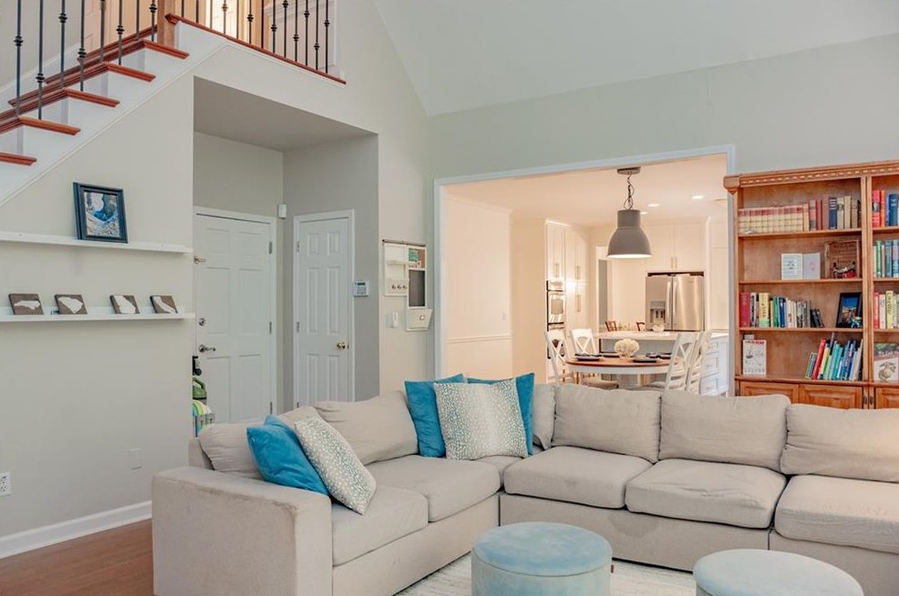 925 Linkside Ter, Alpharetta GA  30005-7842 exterior