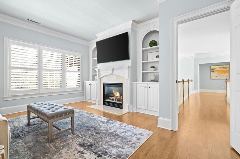 1065 Lake Shore Overlook, Alpharetta GA  30005-6983 exterior