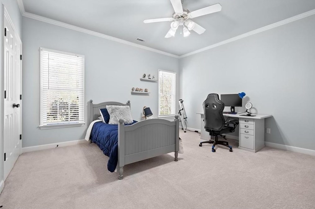 1065 Lake Shore Overlook, Alpharetta GA  30005-6983 exterior