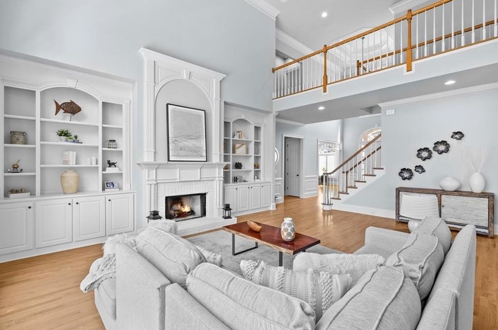 1065 Lake Shore Overlook, Alpharetta GA  30005-6983 exterior