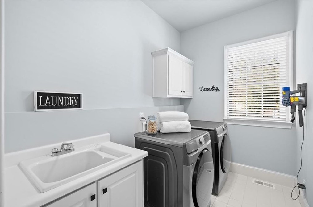 1065 Lake Shore Overlook, Alpharetta GA  30005-6983 exterior