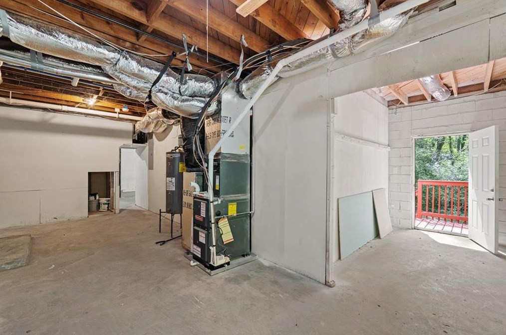 3496 Turner Heights Dr, Decatur GA  30032-3138 exterior