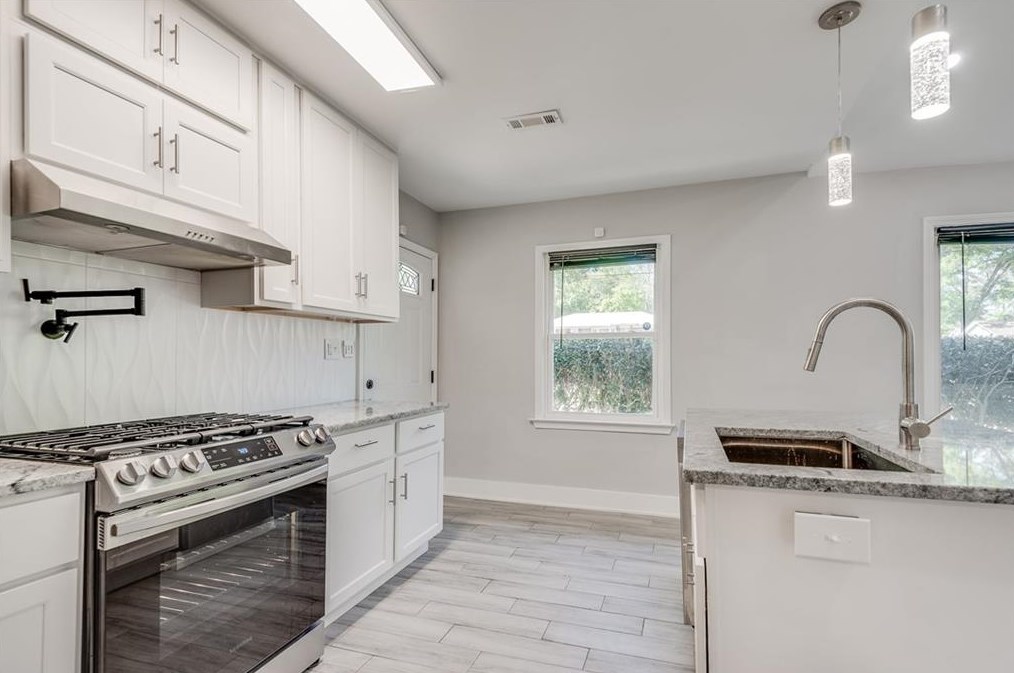 2259 Alpha Dr, Decatur GA  30032-5403 exterior