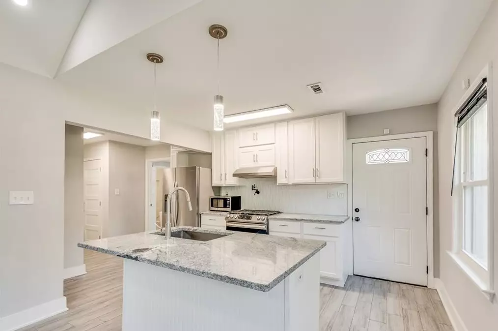 2259 Alpha Dr, Decatur GA  30032-5403 exterior