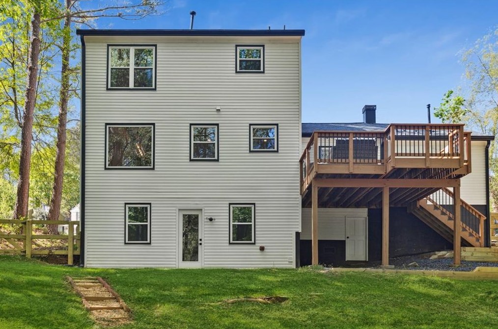 104 Birch Rill Dr, Alpharetta GA  30022-8558 exterior