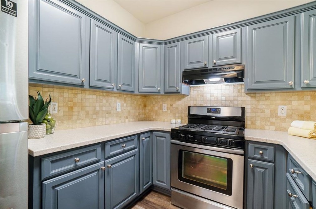 1502 Dancing Fox Rd, Decatur GA  30032-7420 exterior