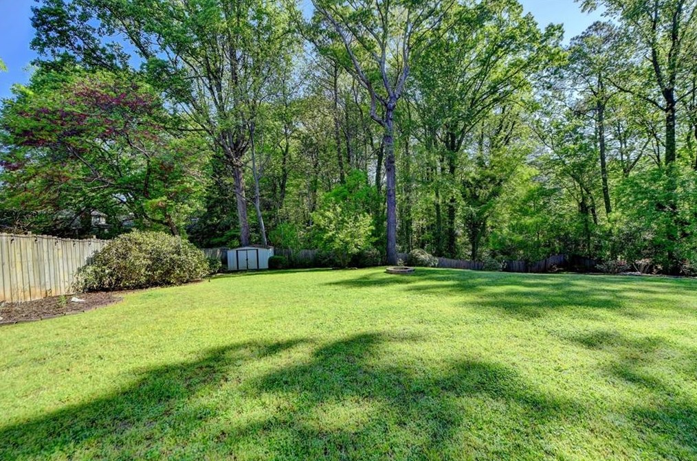 1139 Vis Trl, Atlanta GA 30324-4528 exterior