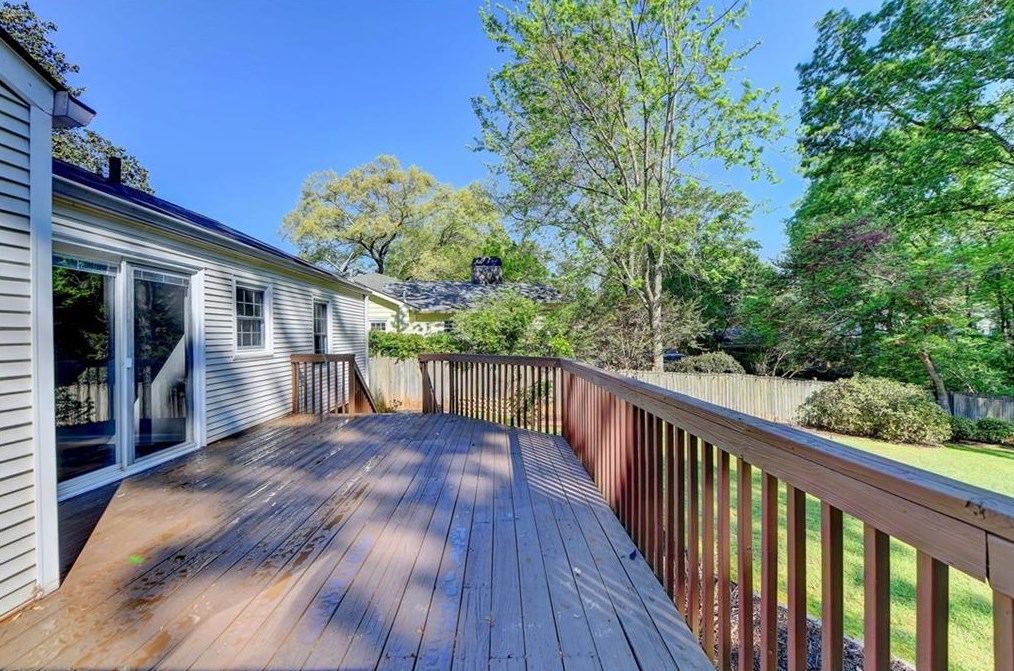 1139 Vis Trl, Atlanta GA 30324-4528 exterior