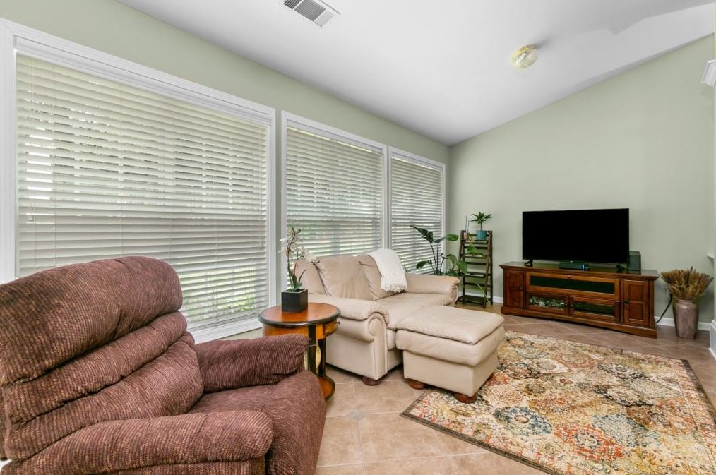 161 Carleton Gold Trl, Dacula GA  30019-6574 exterior