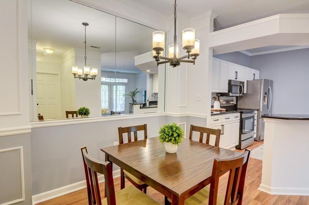 613 Sandringham Dr, Alpharetta GA 30004-4972 exterior