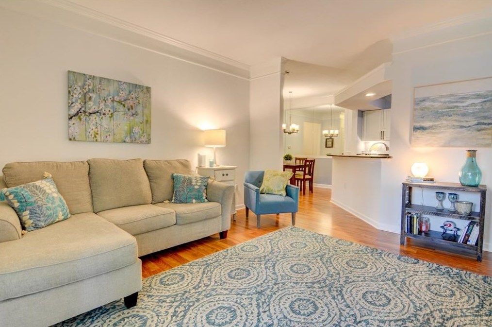 613 Sandringham Dr, Alpharetta GA 30004-4972 exterior