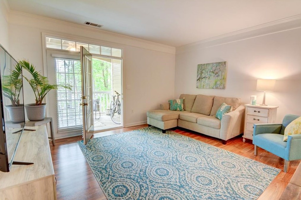 613 Sandringham Dr, Alpharetta GA 30004-4972 exterior