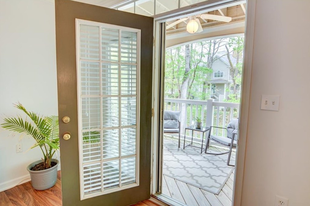 613 Sandringham Dr, Alpharetta GA 30004-4972 exterior