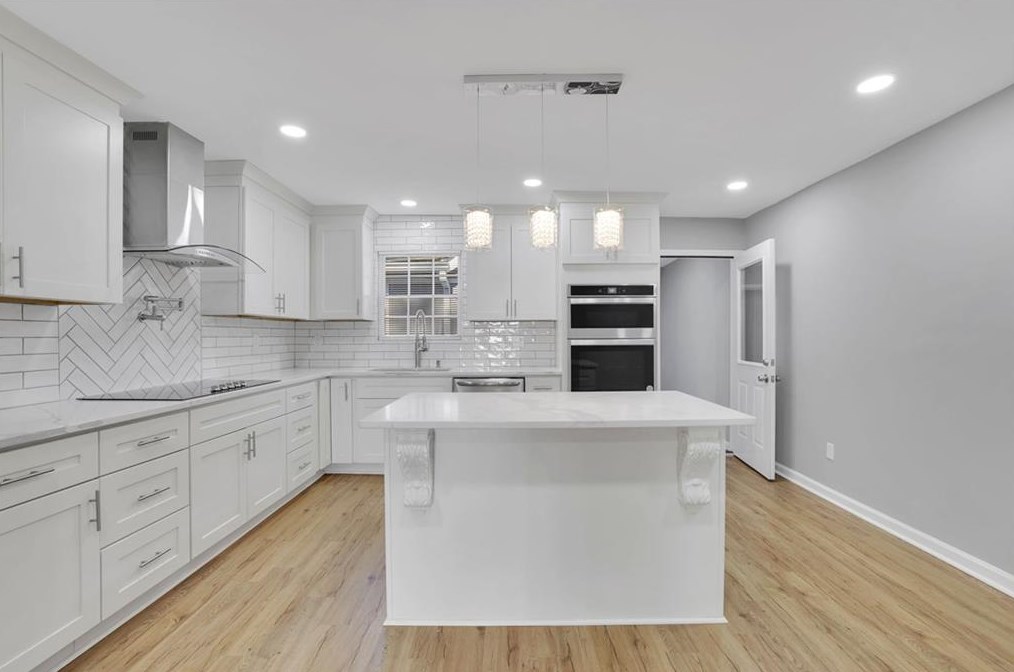 2866 Joyce Ave, Decatur GA  30032-4324 exterior