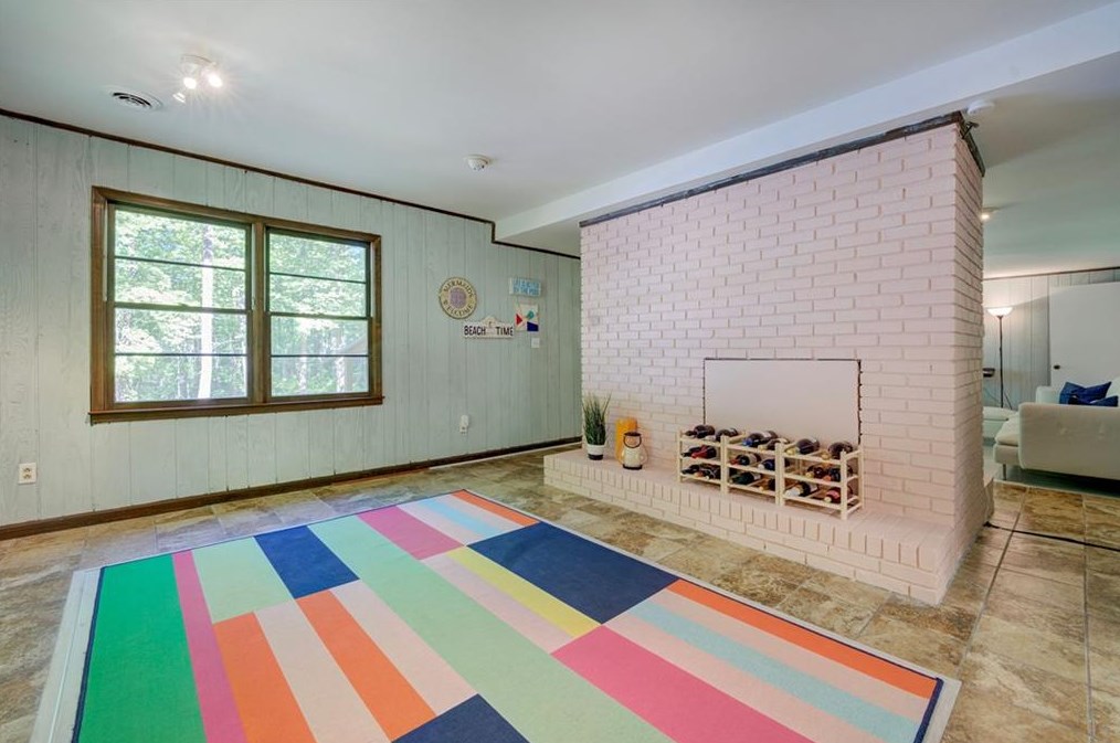 11350 Cranwood Cv, Roswell GA  30075-2469 exterior