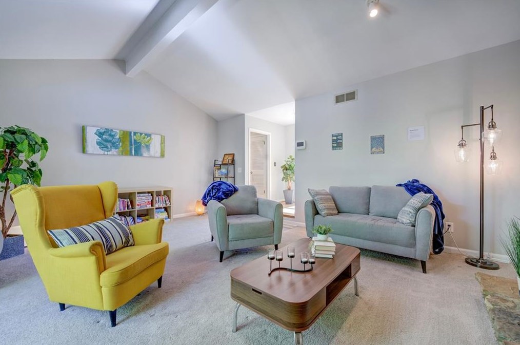 11350 Cranwood Cv, Roswell GA  30075-2469 exterior