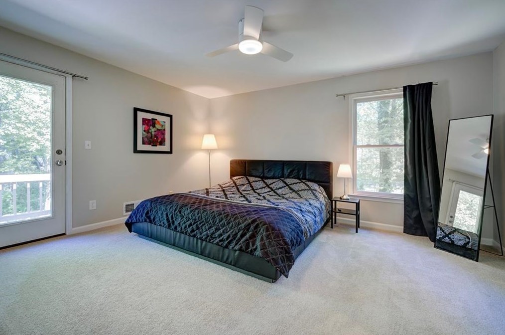 11350 Cranwood Cv, Roswell GA  30075-2469 exterior